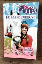 Boek Amika de Paardenhoeve, Ophalen of Verzenden, Zo goed als nieuw, Fictie