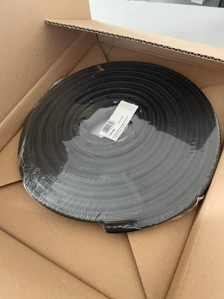 Afdichtingsrubber voor disselbak caravan - 5 meter, Caravans en Kamperen, Kampeeraccessoires, Nieuw, Ophalen of Verzenden