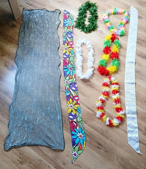 Diverse feest accessoires z.g.a.n. alles in 1 koop, Hobby en Vrije tijd, Feestartikelen, Zo goed als nieuw, Ophalen of Verzenden