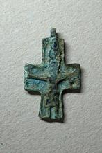 Crucifix - 11e/13e eeuw - Bodemvondst, Verzenden