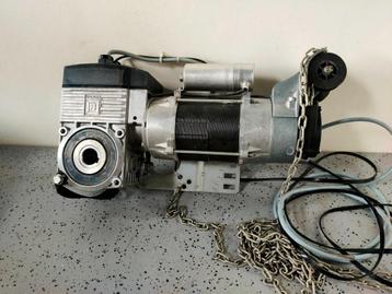 Hörmann WA400 roldeur motor beschikbaar voor biedingen