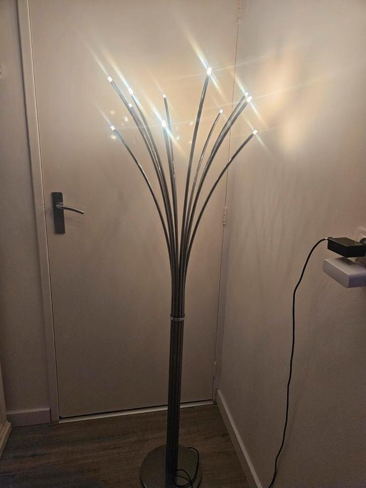 Hovnas staande lamp Ikea, Huis en Inrichting, Lampen | Vloerlampen, Zo goed als nieuw, 100 tot 150 cm, Metaal, Ophalen