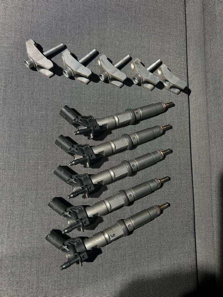 Vw Crafter Set van 5 verstuivers z.g.a.n., Auto-onderdelen, Brandstofpompen, Gebruikt, Ophalen of Verzenden