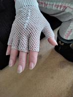2 paar vingerloze handschoenen in goede staat, Kleding | Dames, Mutsen, Sjaals en Handschoenen, Ophalen of Verzenden, Zo goed als nieuw