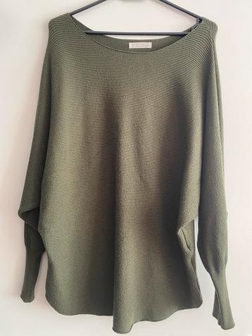 Comfy pak rib, 1 maat off shoulder beschikbaar voor biedingen