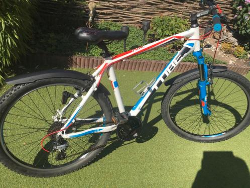 Cube Aim wit/rood en blauw, Fietsen en Brommers, Fietsen | Mountainbikes en ATB, Gebruikt, Heren, Overige merken, 45 tot 49 cm