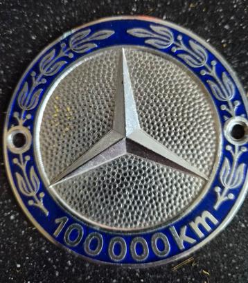 Mercedes-Benz Kilometerteller Embleem beschikbaar voor biedingen