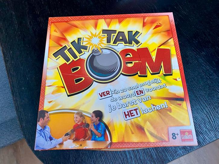 Tik Tak Boem - Goliath - Woordspel, Hobby en Vrije tijd, Gezelschapsspellen | Bordspellen, Zo goed als nieuw, Drie of vier spelers