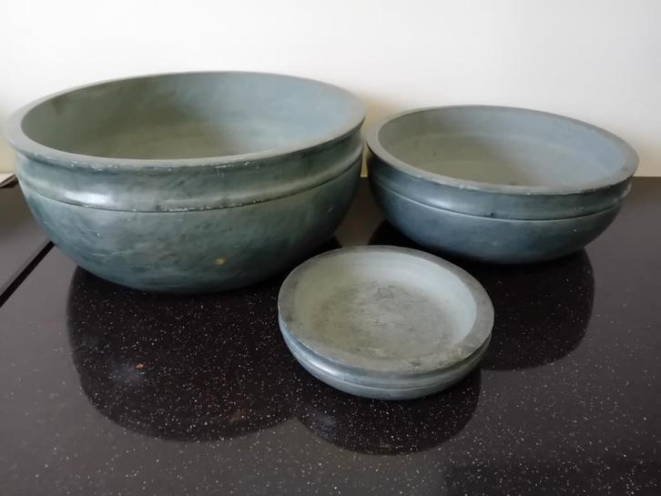 3 Indiase Natuurstenen Schalen, Huis en Inrichting, Woonaccessoires | Schalen en Manden, Gebruikt, Schaal, Rond, Steen of Aardewerk