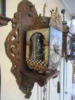 Oer 10205 vroeg 18e eeuwse West-Friese stoelklok (1710-1720), Antiek en Kunst, Antiek | Klokken, Ophalen