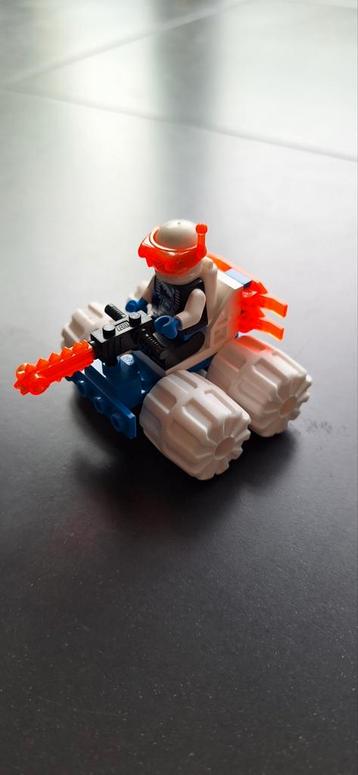 Lego Ice Planet 2002 - 6814 Ice Tunnelator beschikbaar voor biedingen