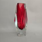 Vintage glazen vaas, facet geslepen Rood Murano glas, Italië, Ophalen of Verzenden