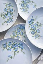 Vintage Kahla GDR Bloemen blauw servies ontbijtbordjes, Huis en Inrichting, Keuken | Servies, Ophalen of Verzenden, Zo goed als nieuw