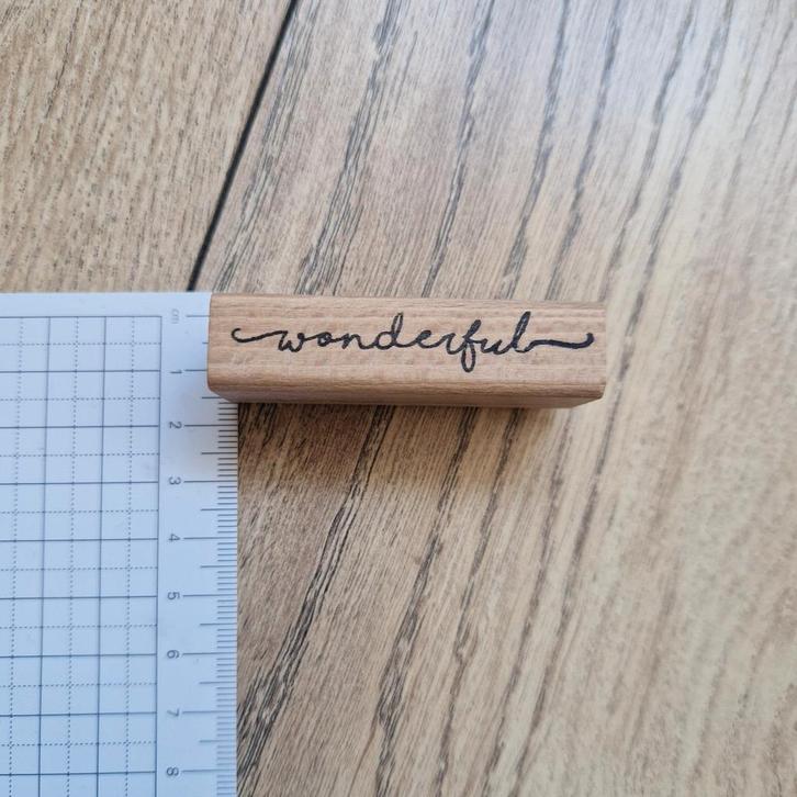 Nikkidotti houten stempel, wonderful, Hobby en Vrije tijd, Stempelen, Zo goed als nieuw, Houten stempel, Ophalen of Verzenden