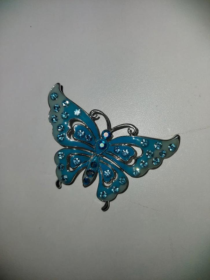 Zilverkleurige Vlinder Broche met Strass, Sieraden, Tassen en Uiterlijk, Broches, Zo goed als nieuw, Overige materialen, Blauw