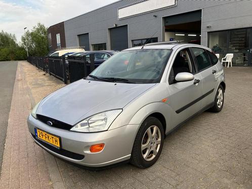 Ford Focus 1.6-16V Trend APK tot 23-05-2026 INRUIL KOOPJE !, Auto's, Ford, Te koop, Focus, ABS, Airbags, Centrale vergrendeling