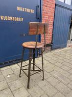 Vintage industriele Angle Steel Stool, Barkruk jaren '20, Ophalen