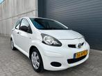 Toyota Aygo 1.0i 12V Now AIRCO NAP 5DRS 2011, Voorwielaandrijving, Euro 5, Stof, Gebruikt