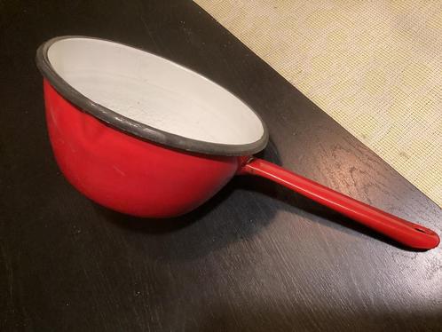 Vintage rood emaille steelpan, Antiek en Kunst, Antiek | Emaille, Ophalen of Verzenden