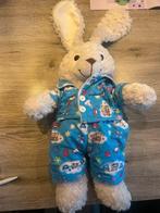 Cuddles & Friends konijn met pyjama, Ophalen of Verzenden, Zo goed als nieuw, Konijn