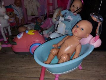 Baby Born Zapf grote collectie poppen, bad, kleerkast enz beschikbaar voor biedingen