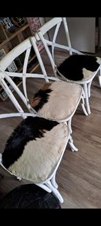 3 eetkamerstoelen met koeienhuid, Huis en Inrichting, Stoelen, Ophalen, Gebruikt, Drie