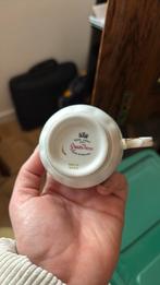 Engelse kop en schotel Royal albert, Ophalen of Verzenden, Zo goed als nieuw, Porselein, Kop en/of schotel