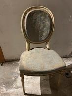 Antieke geborduurde stoelen 6, Ophalen