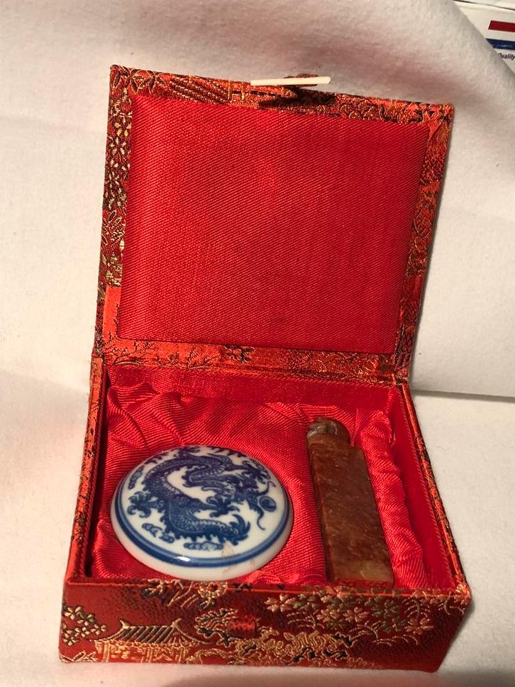 Chinees zegelstempel set met inkt en doos, Antiek en Kunst, Kunst | Beelden en Houtsnijwerken, Ophalen of Verzenden
