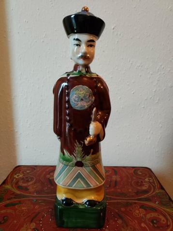 Prachtig Chinees beeld, gemerkt  beschikbaar voor biedingen