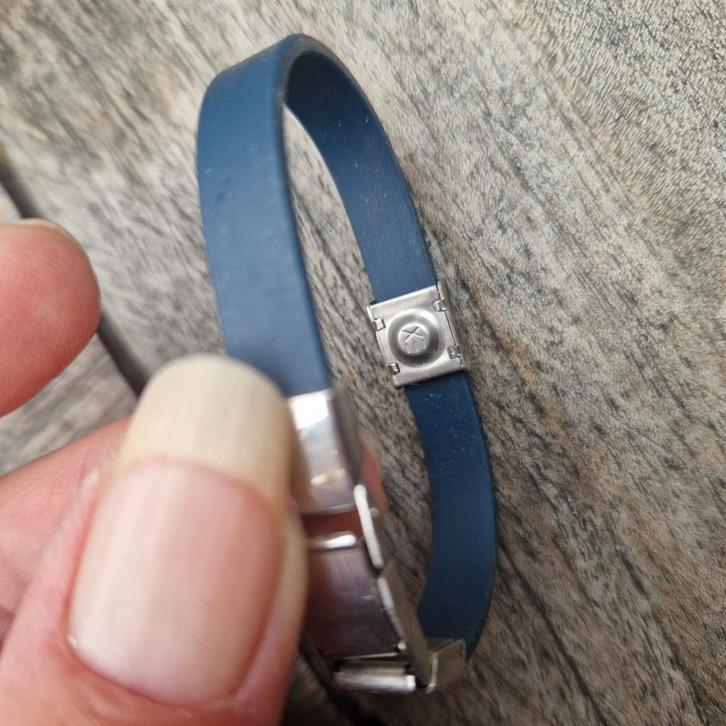 Kinder Energetix Armbandje 14-15cm - Overprikkeling, Sieraden, Tassen en Uiterlijk, Armbanden, Nieuw, Elastiek, Blauw, Met bedels of kralen