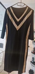 Dames jurk zwart met gouden pailletten maat L
Ongedragen, Zwart, Maat 42/44 (L), Nieuw, Ophalen of Verzenden