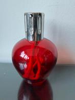 Lampe Berger van rood glas met dop en lont, Ophalen of Verzenden, Zo goed als nieuw