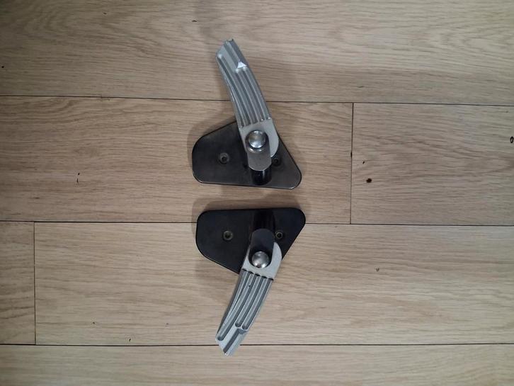 Piaggio mp3 voetstappen voetsteun, Motoren, Tuning en Styling, Ophalen of Verzenden
