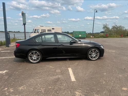 BMW 3-Serie 320i 184pk Aut 2017 Zwart 1 Jaar Garantie, Auto's, BMW, Bedrijf, 3-Serie, Benzine, Euro 4, C, Sedan, Automaat, Origineel Nederlands