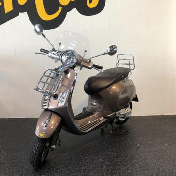 Vespa Primavera 45km bromscooter Met garantie!  beschikbaar voor biedingen