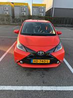 Toyota Aygo 1.0 | 2015 | Zuinig | APK tot 12-2026, Auto's, Voorwielaandrijving, Overige kleuren, 4 stoelen, Origineel Nederlands
