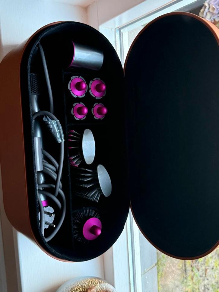 Dyson Airwrap Roze/Grijs, Witgoed en Apparatuur, Persoonlijke-verzorgingsapparatuur, Zo goed als nieuw, Haarverzorging, Ophalen