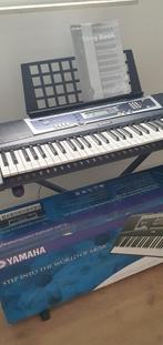 Yamaha PSR-E213 YPT-210 midi piano keyboard in doos, Muziek en Instrumenten, Keyboards, 61 toetsen, Midi-aansluiting, Zo goed als nieuw