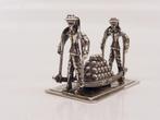 Zilveren miniatuur Kaasdragers                          Z428, Ophalen of Verzenden, Zilver