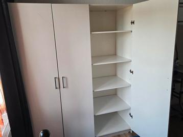 Grote Witte IKEA Kledingkast - 180x140x50cm beschikbaar voor biedingen