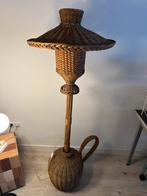 Vloerlamp rotan riet vintage, Huis en Inrichting, Lampen | Vloerlampen, Ophalen of Verzenden, Zo goed als nieuw, Minder dan 100 cm