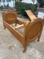 Antiek Grenen Kinderbedje, Huis en Inrichting, Slaapkamer | Bedden, Gebruikt, Bruin, Hout, Eenpersoons