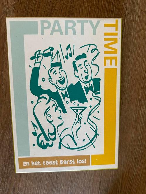 Party time gezelschap spel, Hobby en Vrije tijd, Gezelschapsspellen | Bordspellen, Zo goed als nieuw, Drie of vier spelers, Reisspel