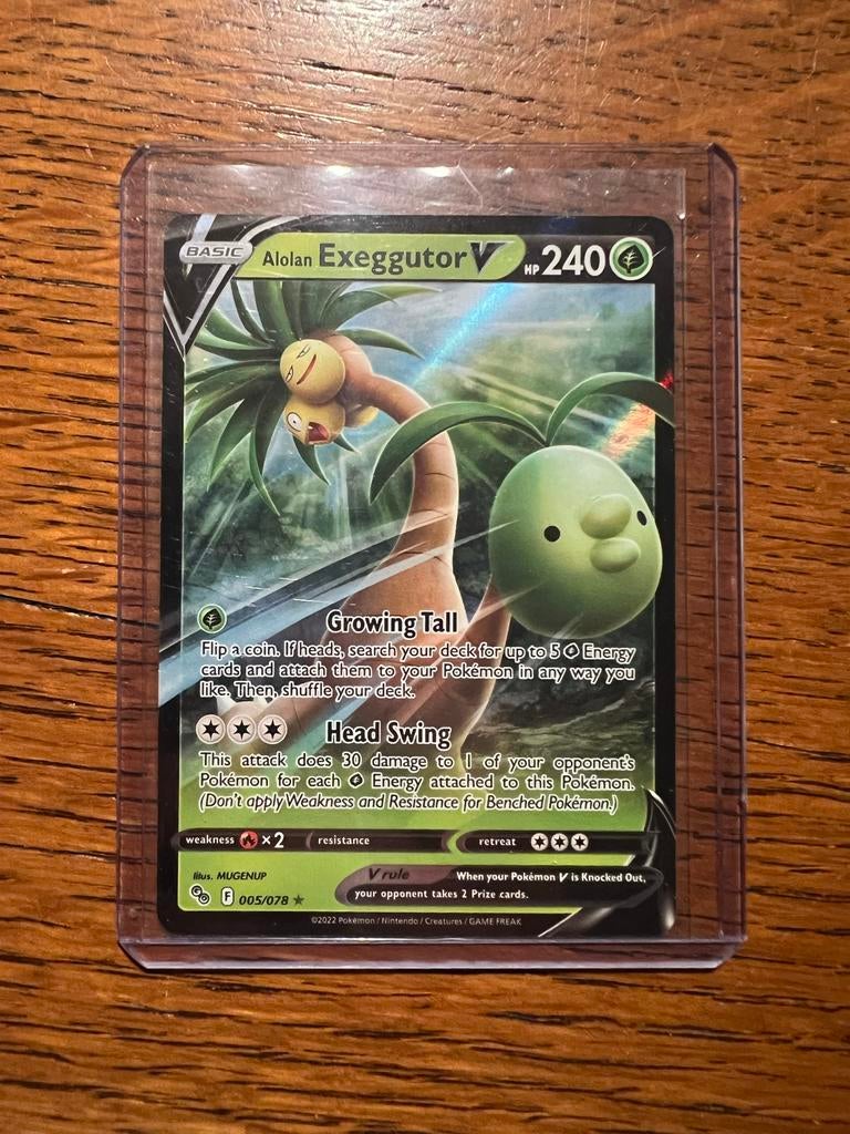 Alolan Exeggutor V - Pokémonkaart, Hobby en Vrije tijd, Verzamelkaartspellen | Pokémon, Ophalen of Verzenden, Zo goed als nieuw