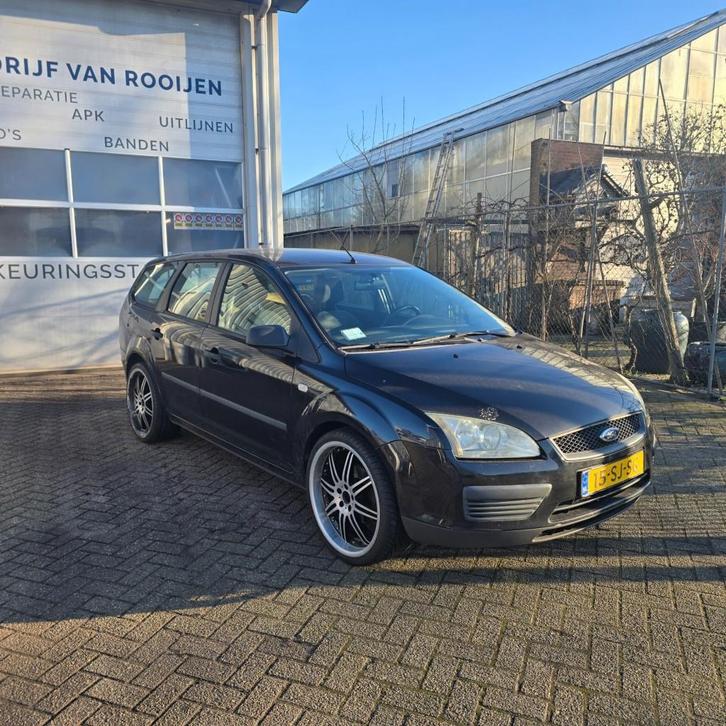 Ford FOCUS 1.6 Ambiente Stationwagon 12 Maanden APK, Auto's, Ford, Bedrijf, Focus, ABS, Airbags, Airconditioning, Boordcomputer