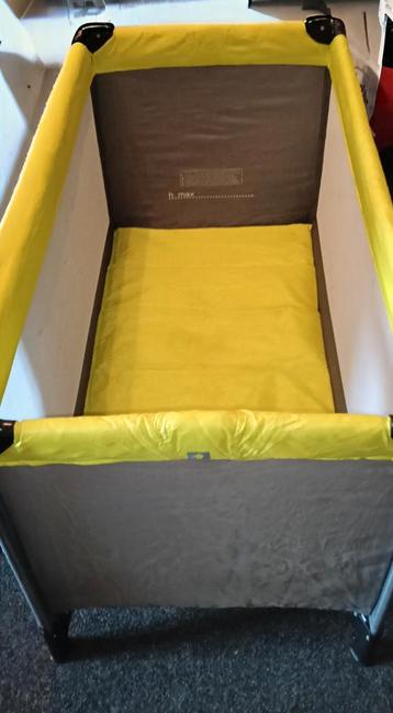 Topmark babybedje geel  beschikbaar voor biedingen