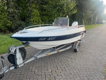 Consoleboot met 60PK johnson en pega trailer beschikbaar voor biedingen