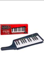Gezocht: Rock Band 3 Keyboard voor PS3 Incl dongle, Spelcomputers en Games, Ophalen of Verzenden, Gebruikt