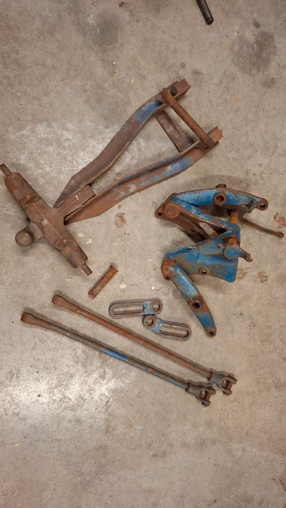 Ford 2000/3000 oppikhaak ?? pick up hitch, Auto-onderdelen, Ophanging en Onderstel, Ford, Oldtimer onderdelen, Gebruikt, Ophalen